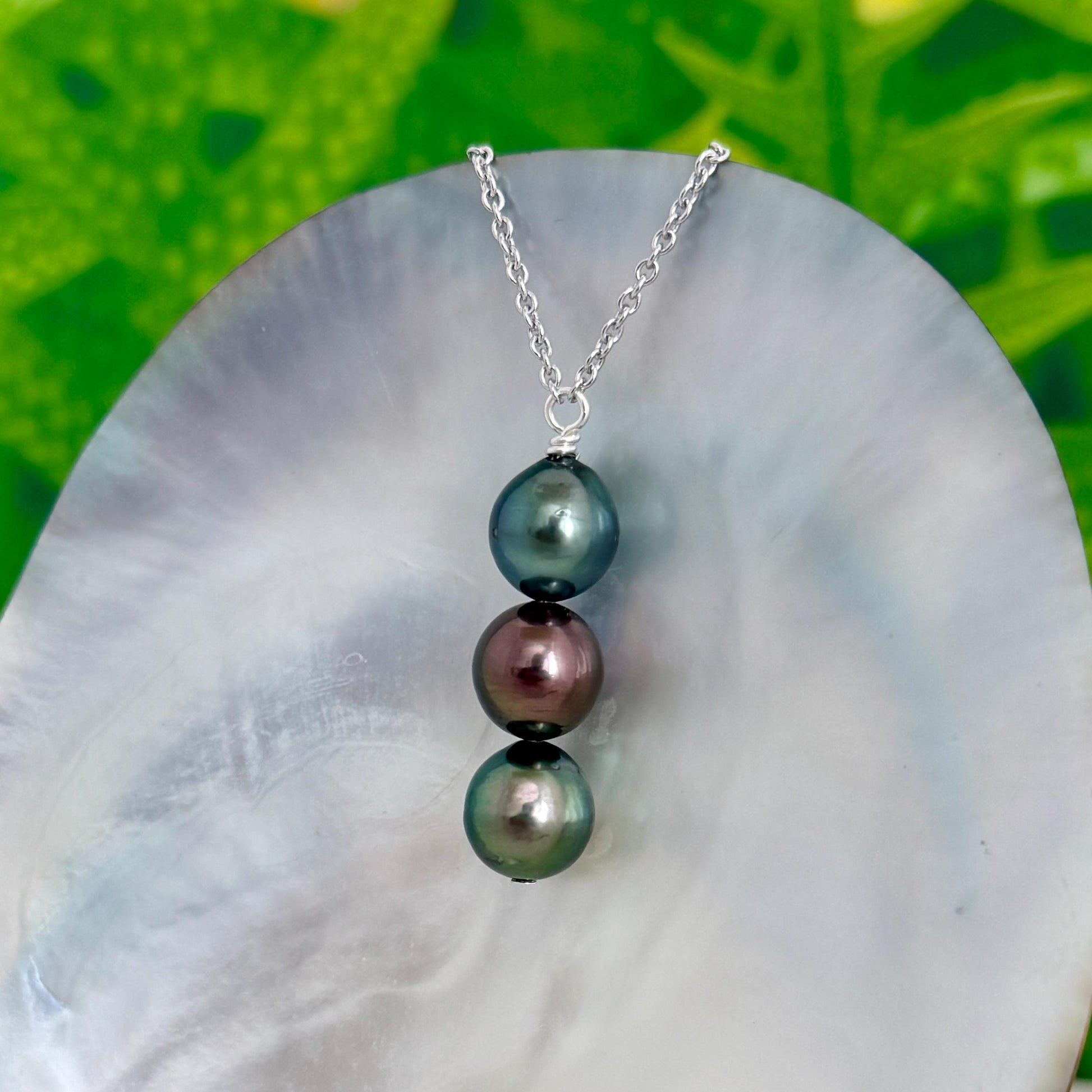 Tahitian Pearl Necklace • Triple • vertical bar • Blue, Red and Green color • Sterling silver