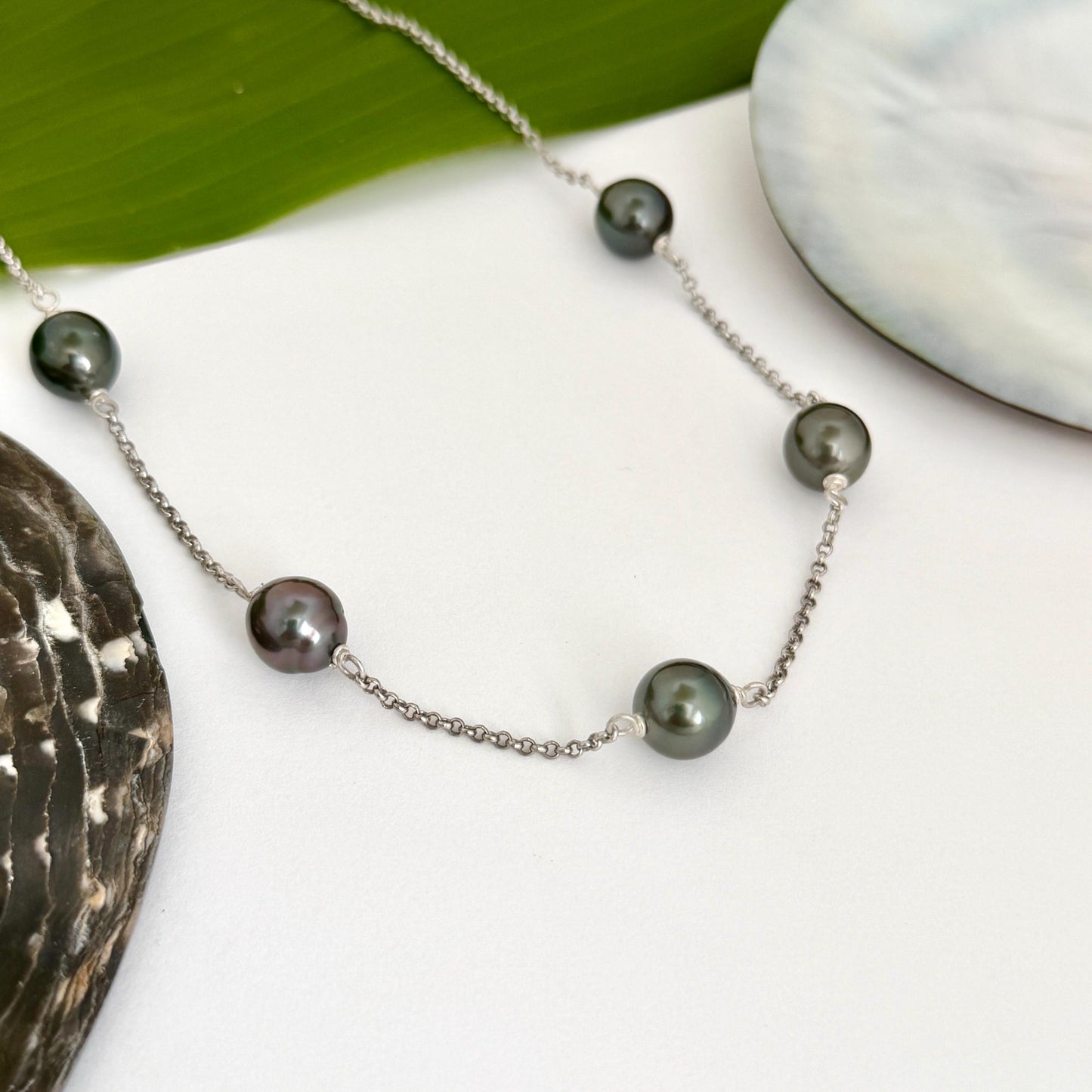 Tahitian Pearl necklace • Five gems • Sterling silver chain