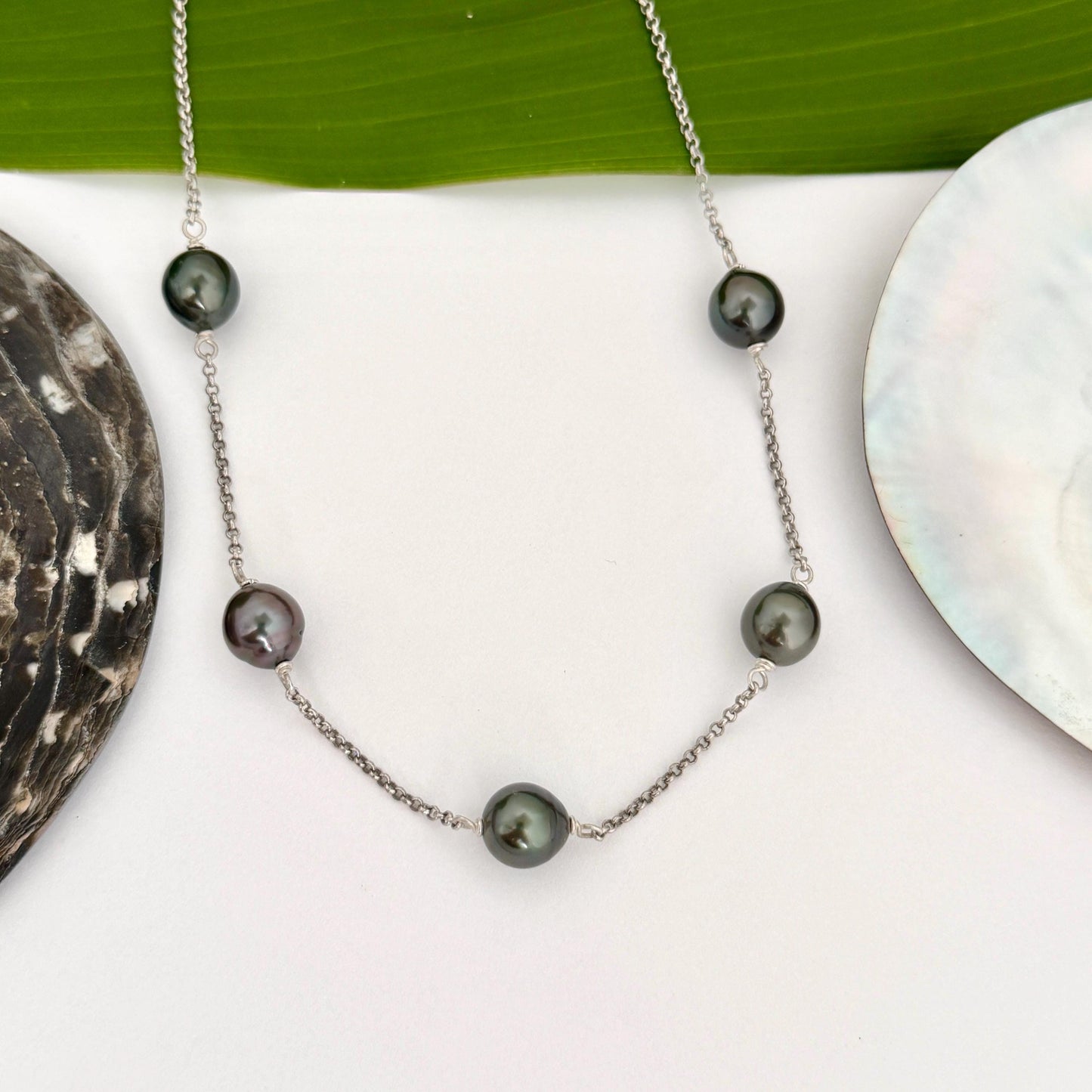 Tahitian Pearl necklace • Five gems • Sterling silver chain