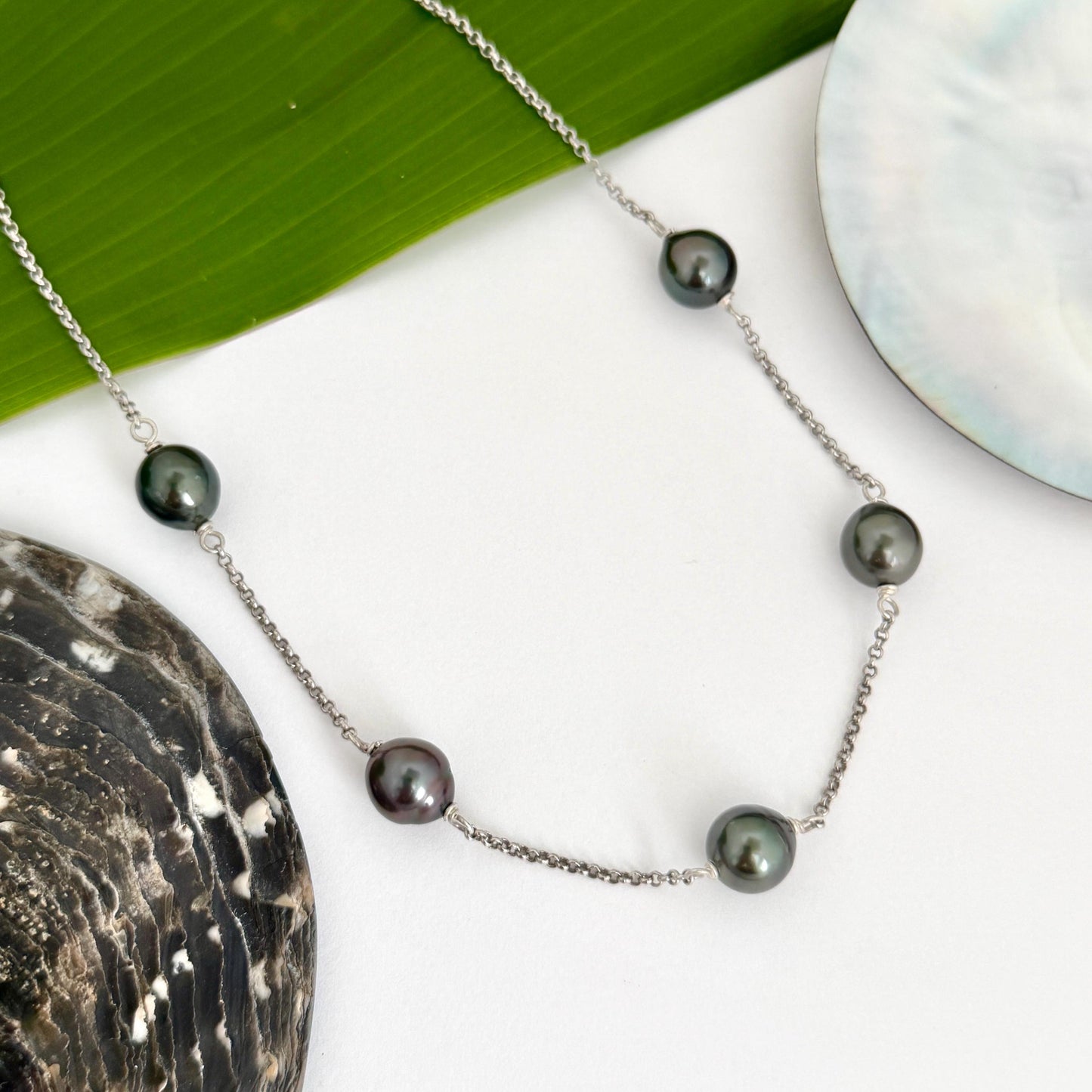 Tahitian Pearl necklace • Five gems • Sterling silver chain