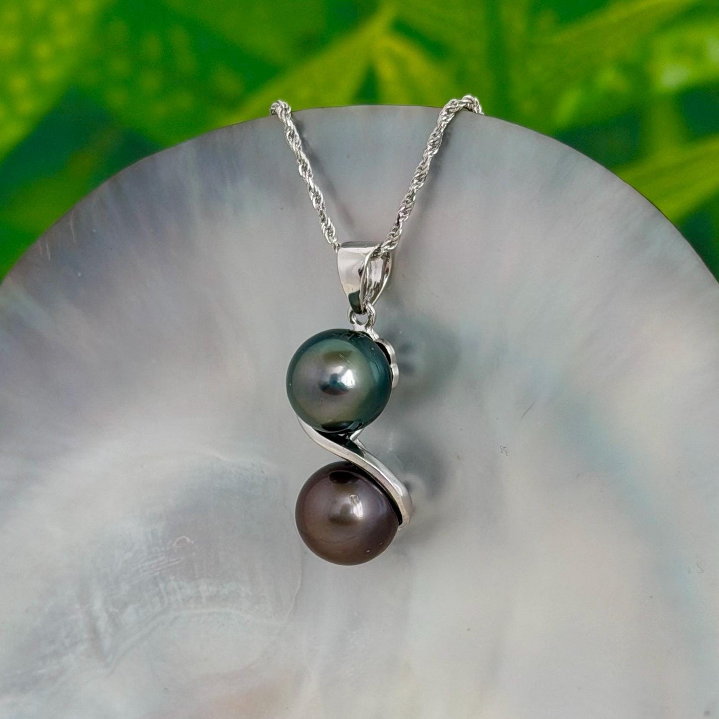 Tahitian Pearl Pendant • Green and Plum color • RARE Jewelry • Sterling Silver