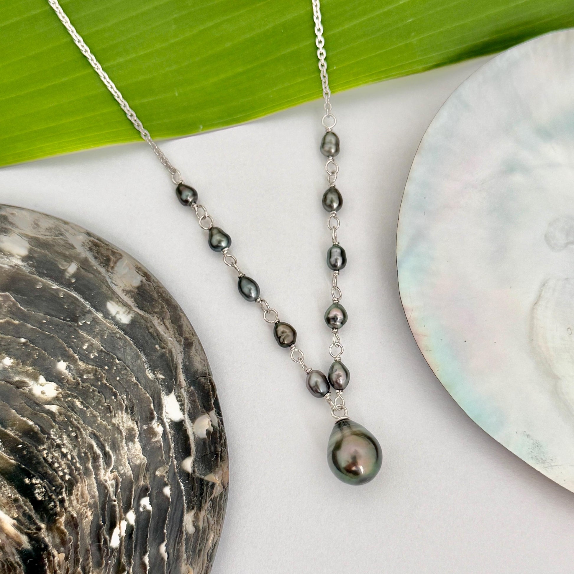 Tahitian Pearl and Keshi Necklace • Sterling silver • Pink color
