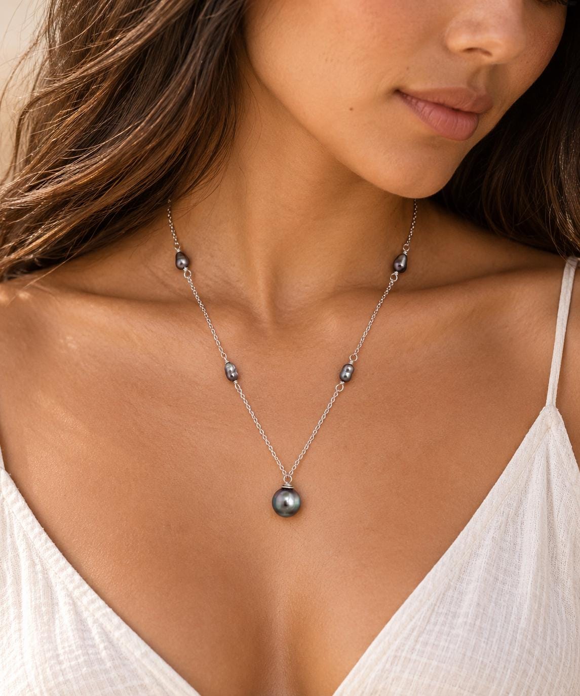 Tahitian pearl necklace • Keshi jewelry • Link chain • Sterling Silver • 10.3mm Light Peacock color