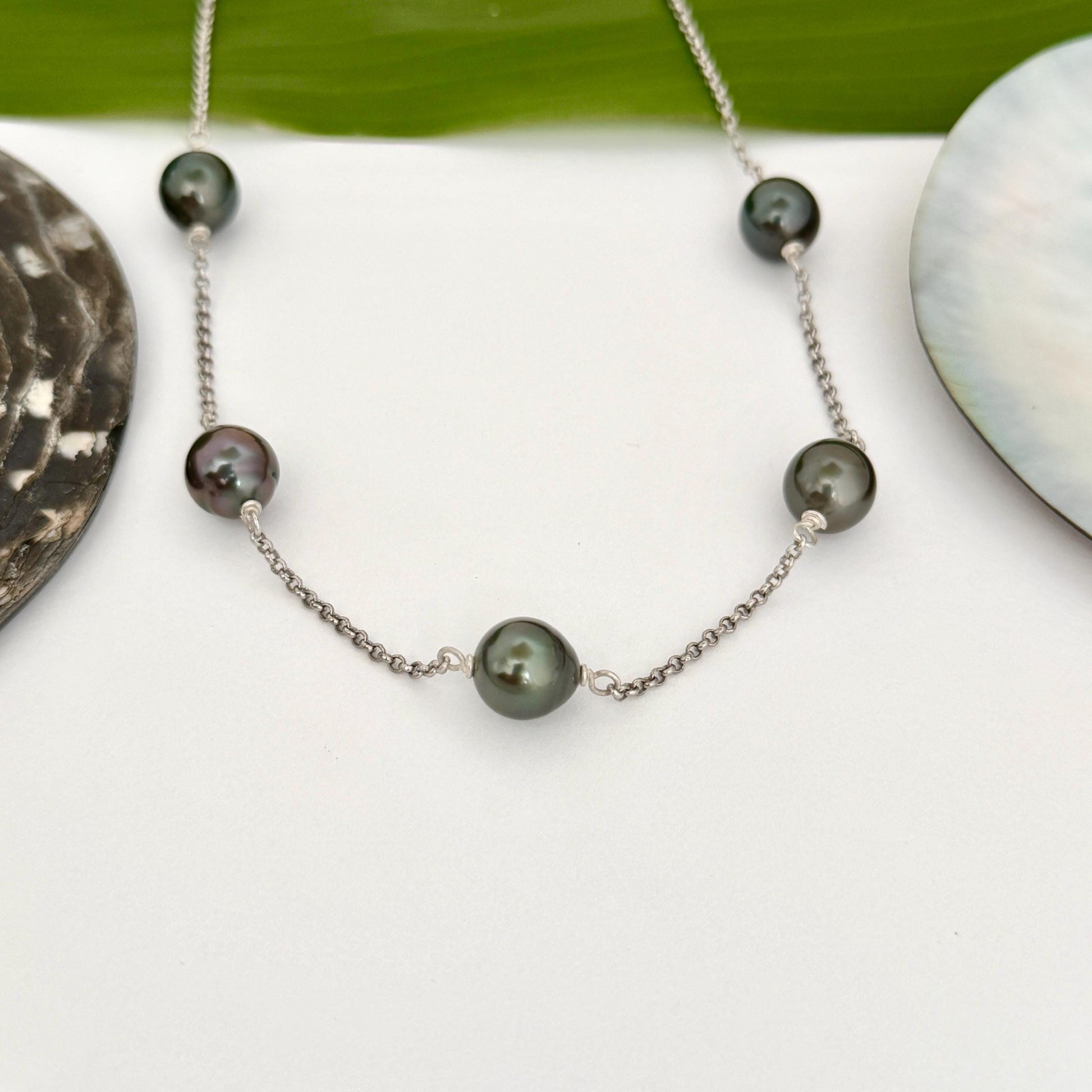 Tahitian Pearl necklace • Five gems • Sterling silver chain
