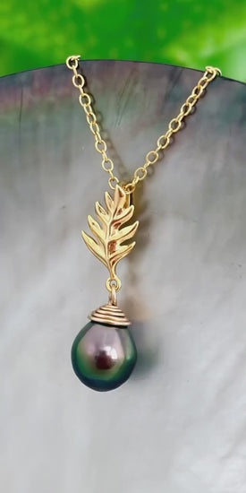 DOORBUSTER Tahitian pearl pendant — Ulu Necklace • Gold vermeil breadfruit jewelry • tropical hawaiian style
